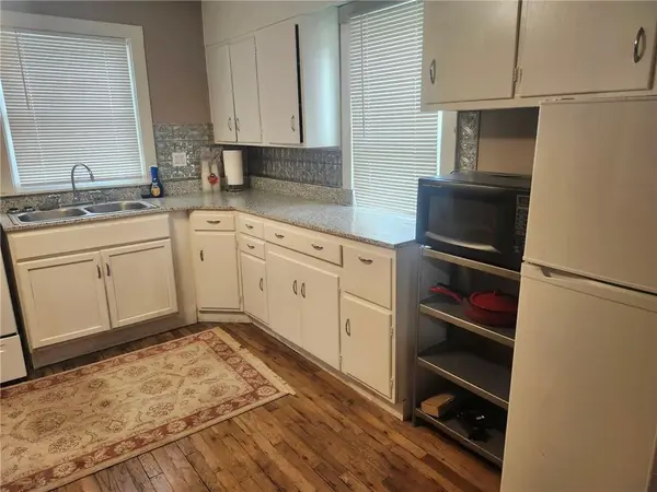 206 pine ST, Ridgeway, MO 64481
