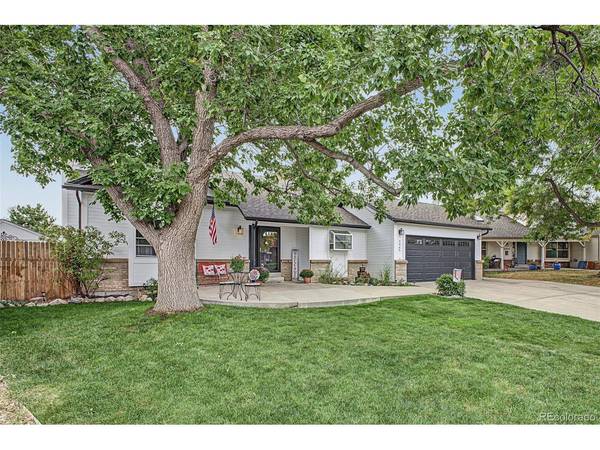 5486 S Simms, Littleton, CO 80127