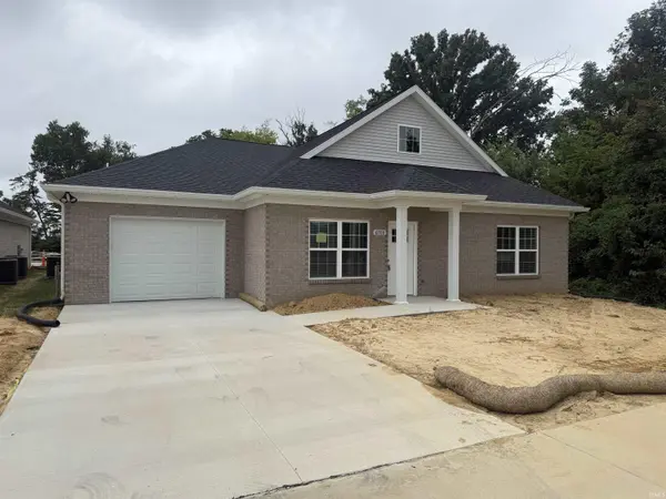 6707 Palm DR, Evansville, IN 47715