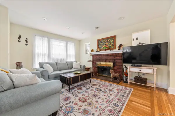 45-24 171st ST, Flushing, NY 11358
