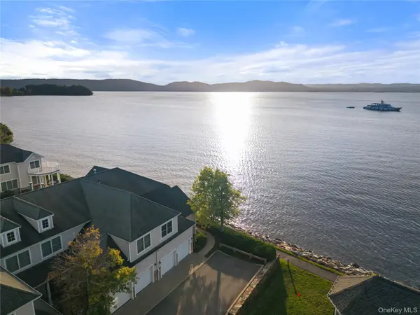 700 Half Moon Bay DR, Croton-on-hudson, NY 10520