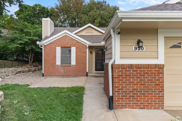 920 Christie CT, Lawrence, KS 66049
