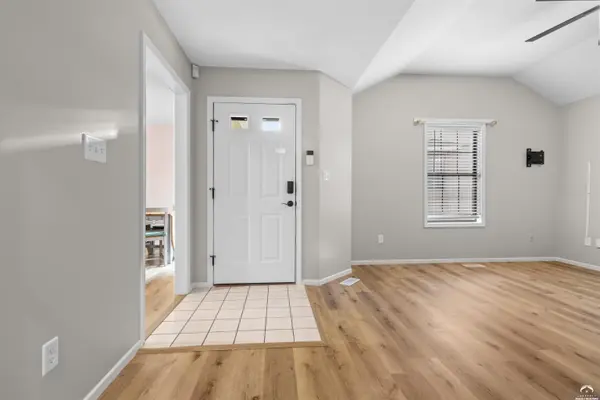 920 Christie CT, Lawrence, KS 66049
