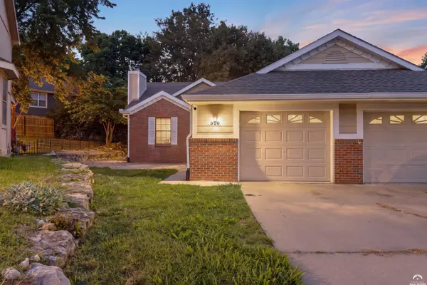 920 Christie CT, Lawrence, KS 66049