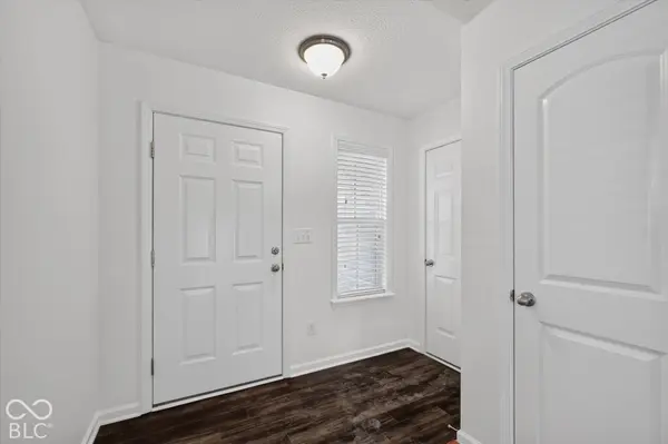 5771 White Pine RD, Whitestown, IN 46075