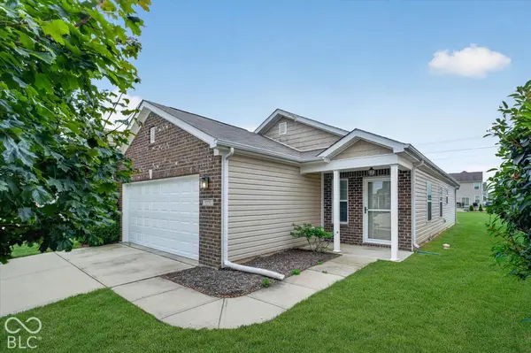 5771 White Pine RD, Whitestown, IN 46075