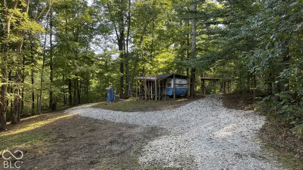 0 E Michaels RD, Bloomfield, IN 47424