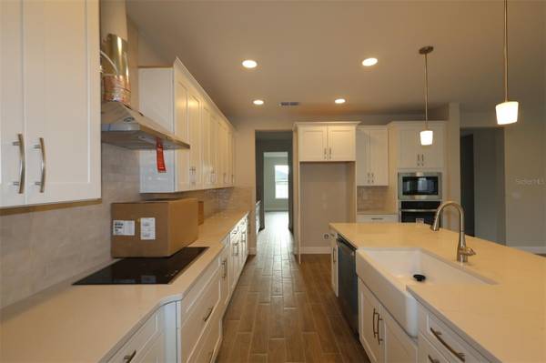 2568 HAWKS OVERLOOK, Oviedo, FL 32765