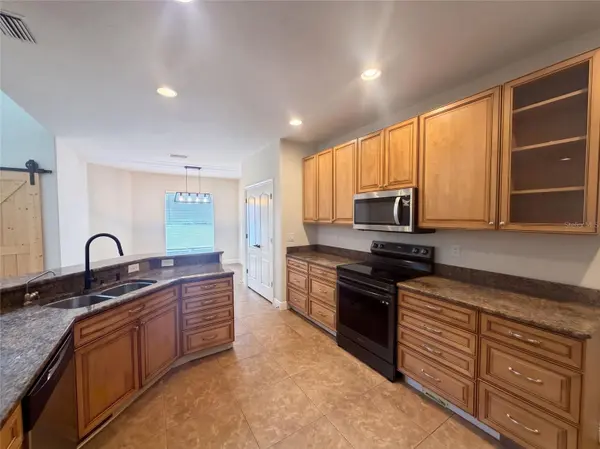 2015 RIVER CROSSING DR, Valrico, FL 33596