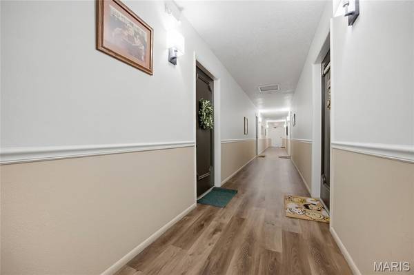 444 N Clay AVE #3L, Kirkwood, MO 63122