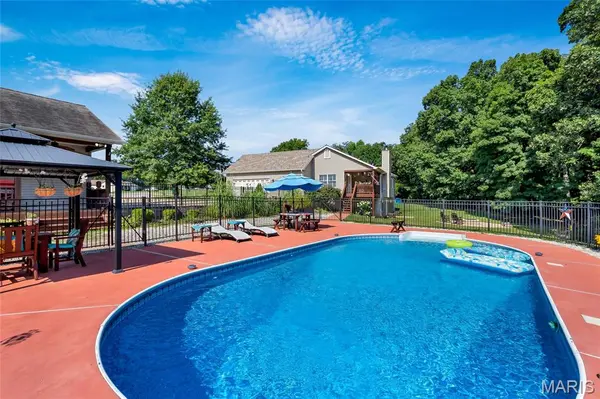 175 Southview DR, Troy, MO 63379