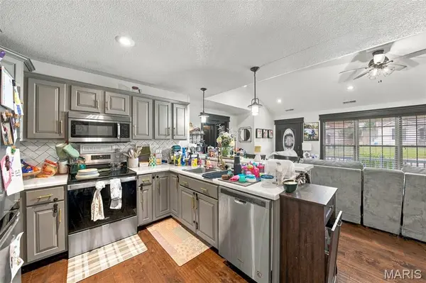 351 Murfield, Poplar Bluff, MO 63901