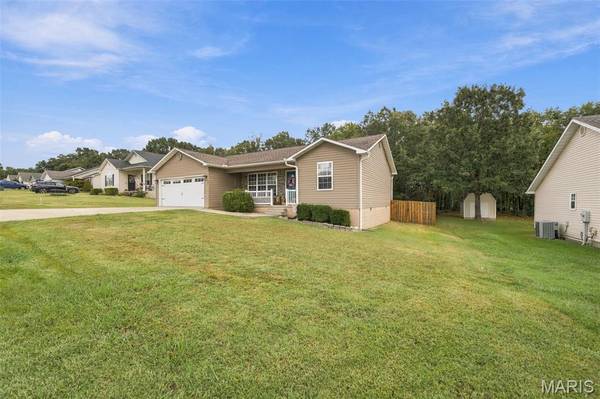 351 Murfield, Poplar Bluff, MO 63901