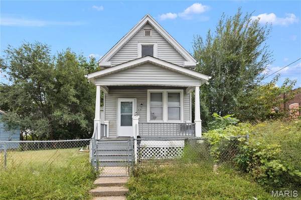 610 Jackson ST, St Louis, MO 63147