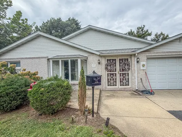 23 Greenridge DR, Decatur, IL 62526