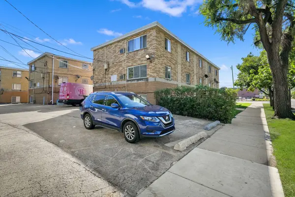 5209 S Leclaire AVE #1A, Chicago, IL 60638