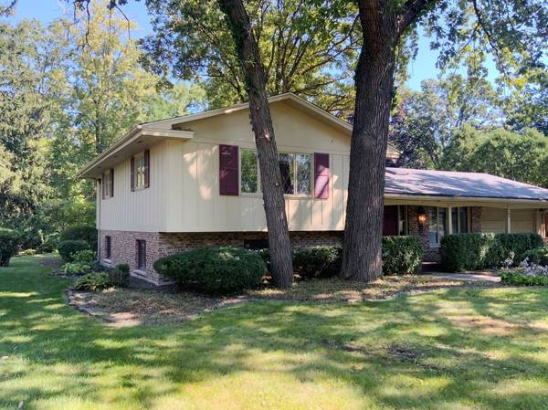 780 W Marywood AVE, Aurora, IL 60505