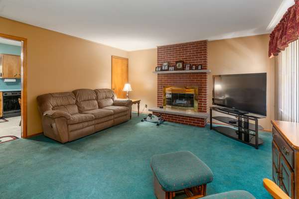 1504 W Walnut ST, Carbondale, IL 62901