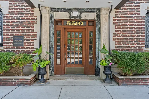 5510 N Sheridan RD #2A, Chicago, IL 60640