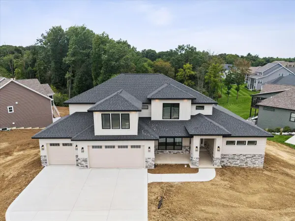 300 W Thistle RD, Valparaiso, IN 46385