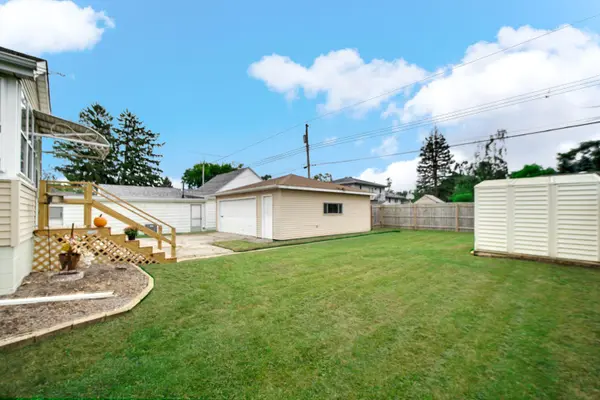 3446 Highway AVE, Highland, IN 46322