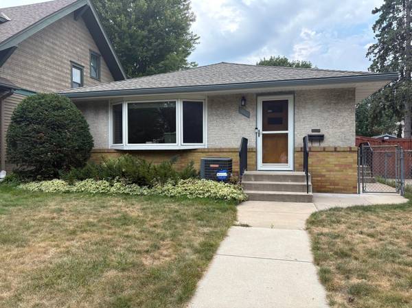 1980 Lincoln AVE, Saint Paul, MN 55105