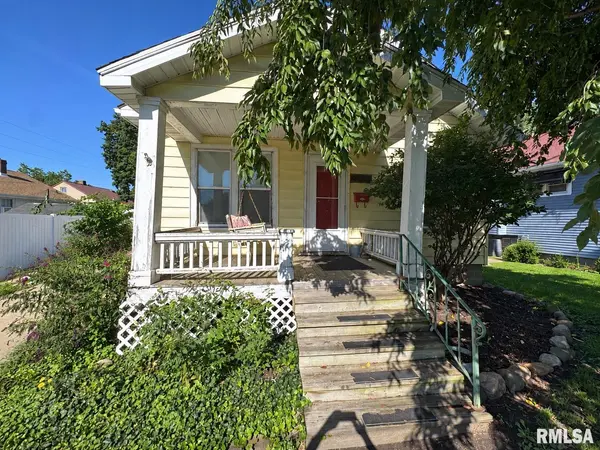 3007 N WISCONSIN AVE, Peoria, IL 61603