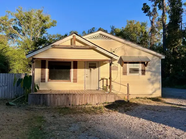 730 CRAVENS DR, Savannah, TN 38372