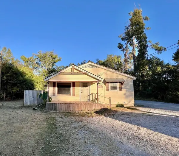 730 CRAVENS DR, Savannah, TN 38372