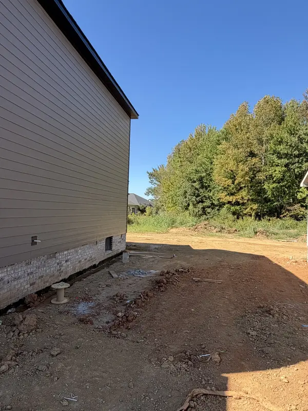380 Hereford Farms, Clarksville, TN 37043