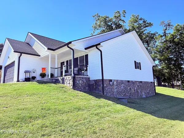 80 Polly Anna Drive, Mosheim, TN 37818