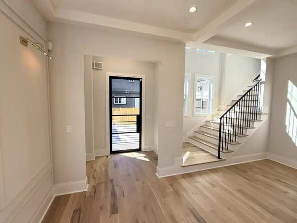 1806 Shackleford Rd, Nashville, TN 37215
