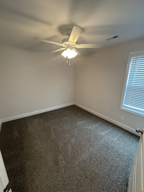213 Clark Rd, Clarksville, TN 37042