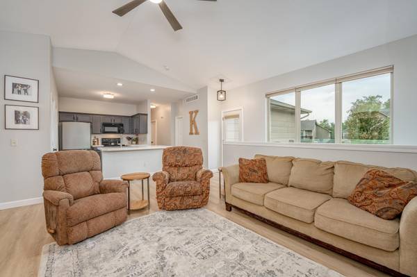 13207 E Gilbert Ct, Wichita, KS 67230