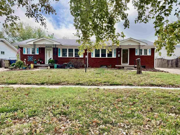 2218 S Water St, Wichita, KS 67213