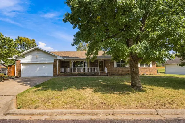 603 Learning LN, Monett, MO 65708