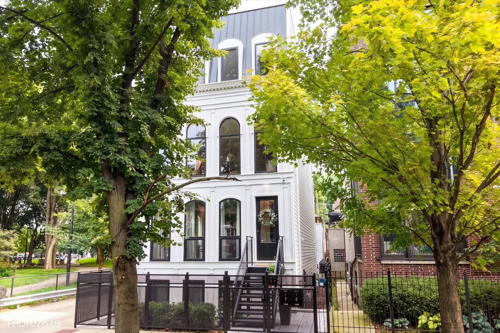 2321 W Belden AVE #1, Chicago, IL 60647