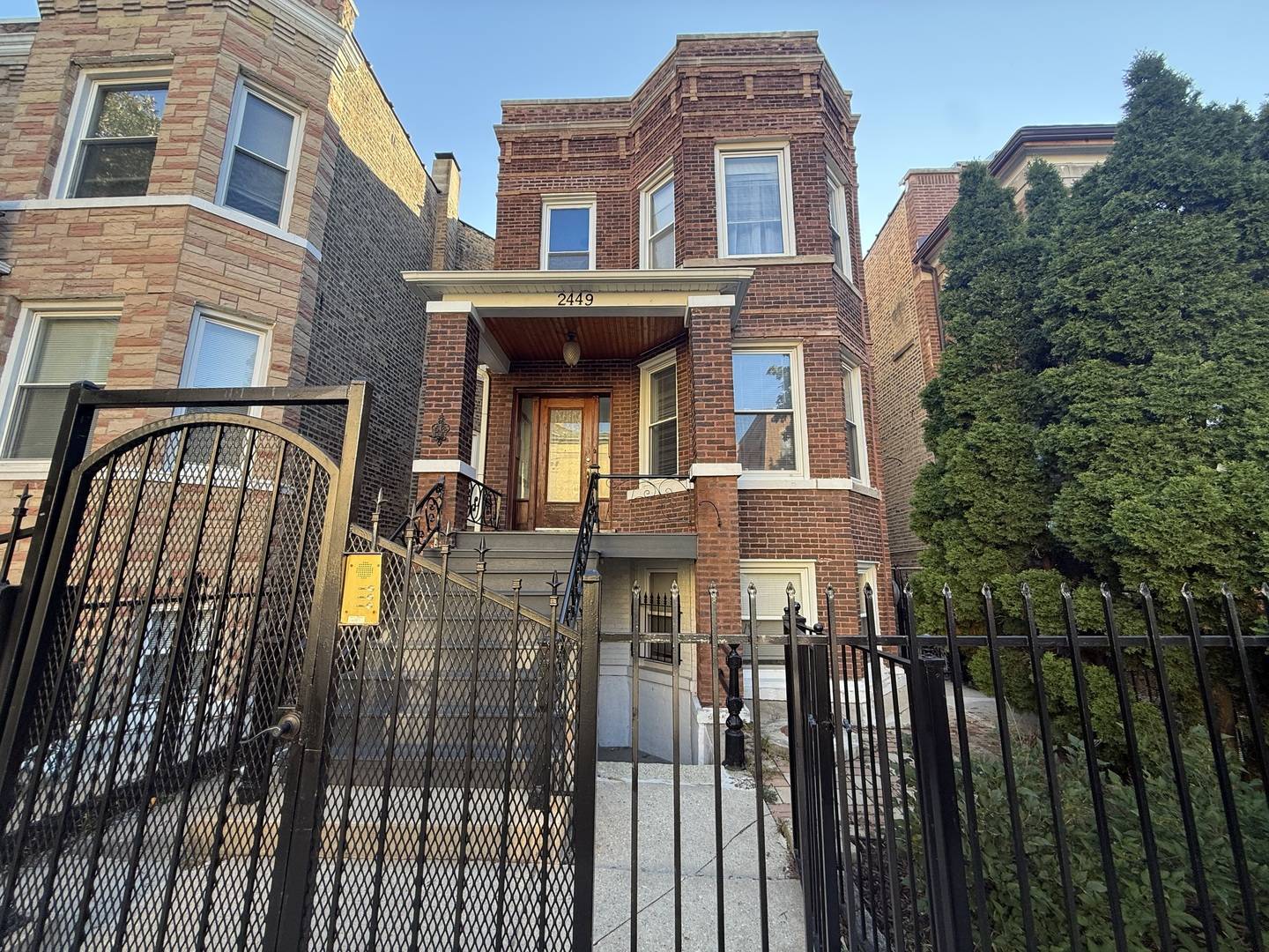 2449 N Ridgeway AVE #1, Chicago, IL 60647