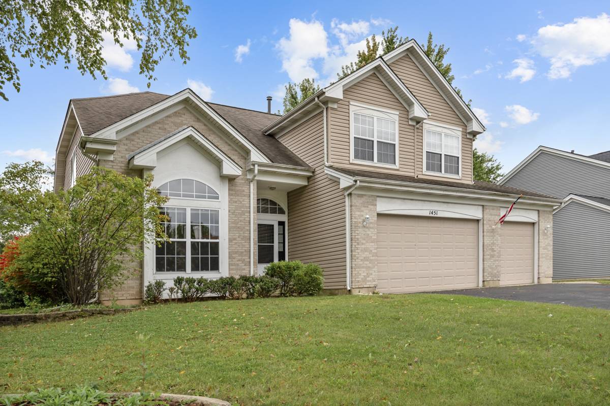 1451 Richmond LN, Algonquin, IL 60102