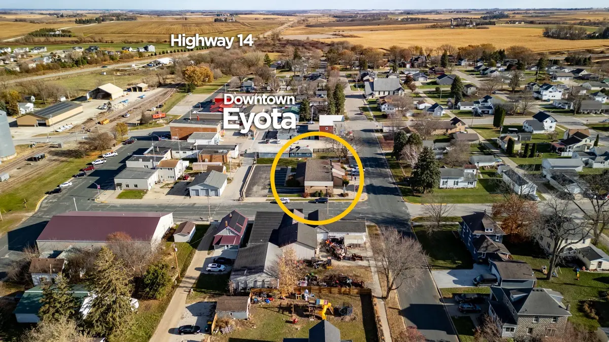 27 2nd ST SW, Eyota, MN 55934