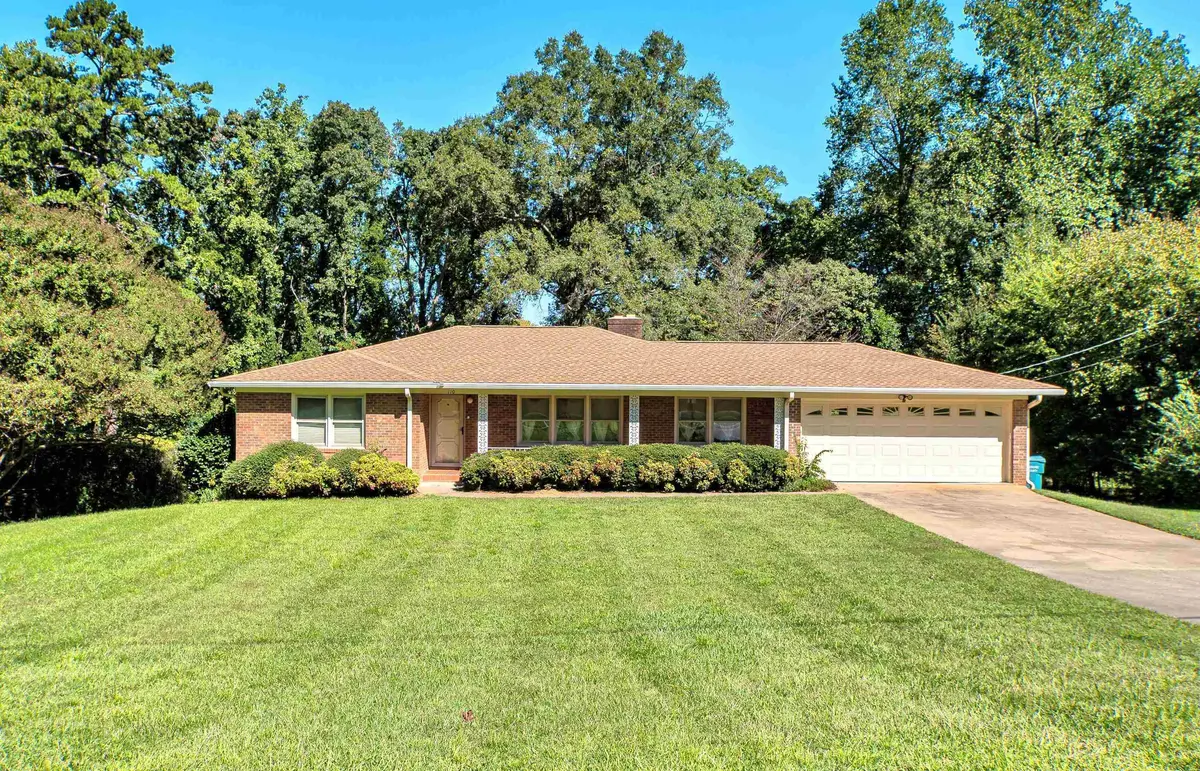 110 Crestview Dr, Gaffney, SC 29340