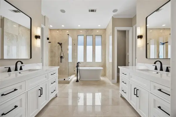 5020 Rangewood Drive, Flower Mound, TX 75028