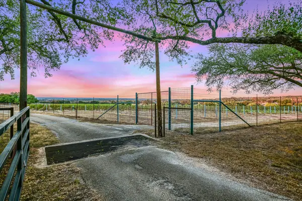 878 Ranch Road 2766, Johnson City, TX 78636