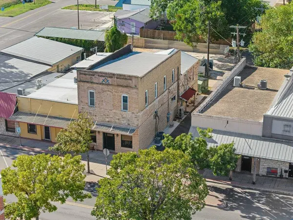 107 W Center ST, Kyle, TX 78640