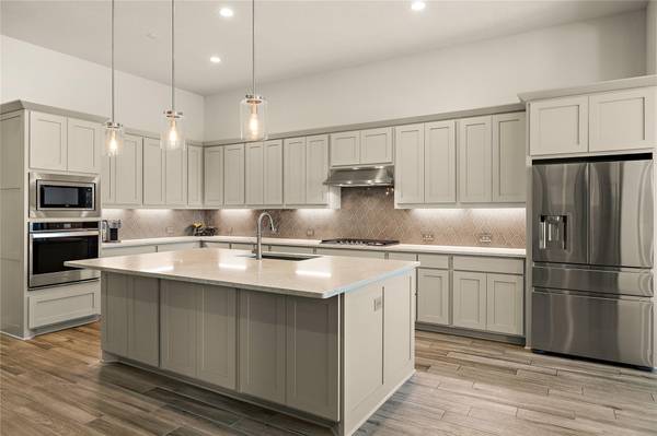 1716 Siena Sunset RD, Leander, TX 78641