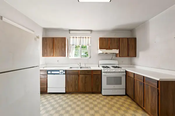 1302 Bentwood RD, Austin, TX 78722