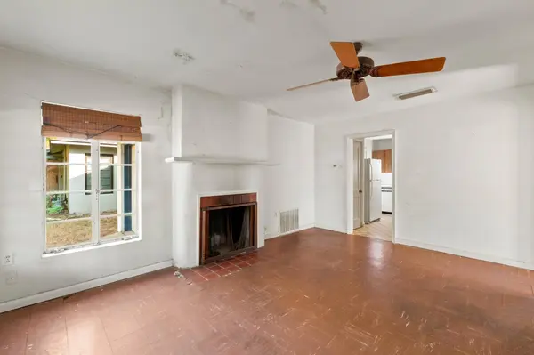 1302 Bentwood RD, Austin, TX 78722