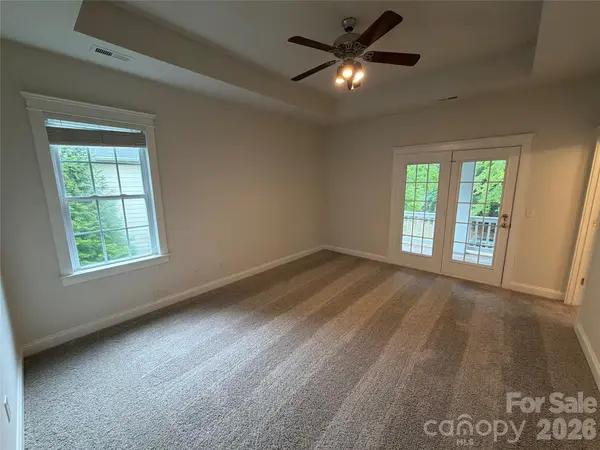3926 Wilgrove Way DR, Charlotte, NC 28213