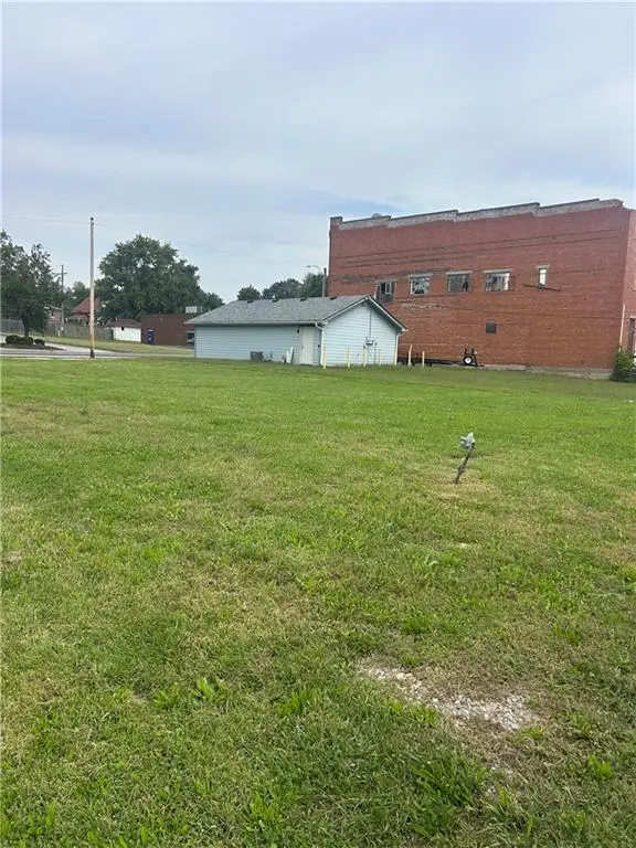 413 Frank ST, Edgerton, MO 64444