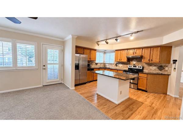 5582 S Taft, Littleton, CO 80127